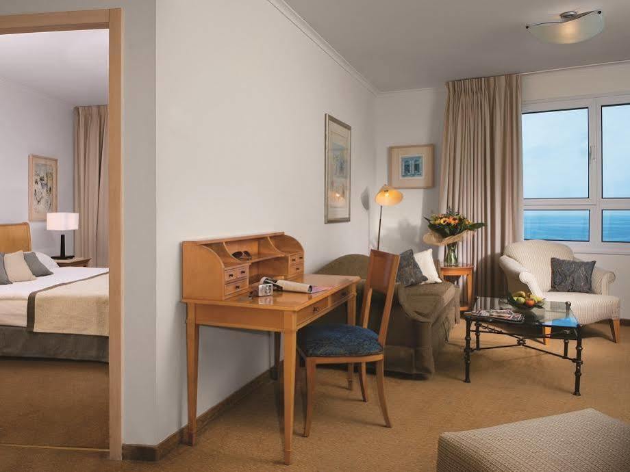 Sea Tower By Isrotel Design 4* Tel-Aviv