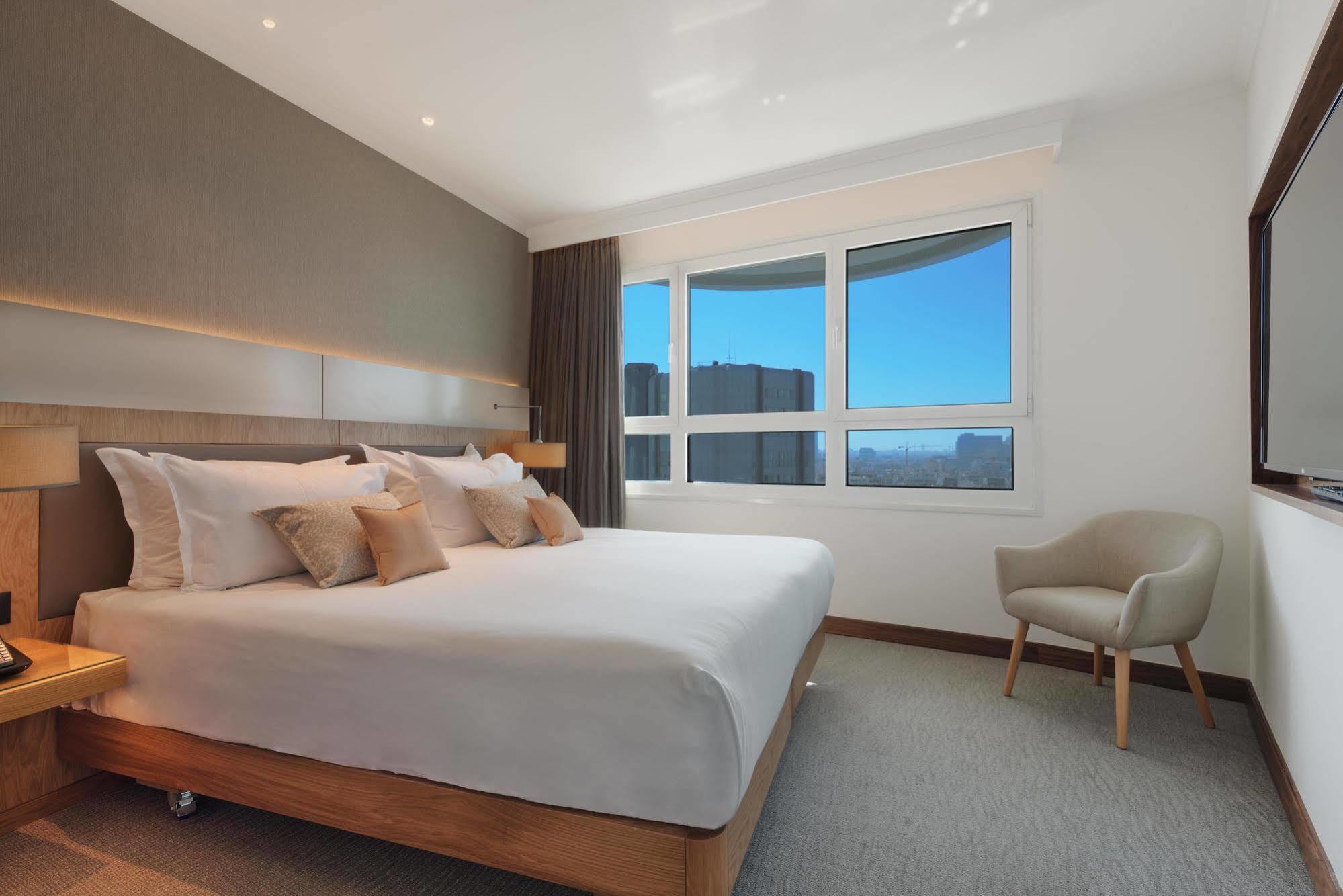 Sea Tower By Isrotel Design 4* Tel-Aviv